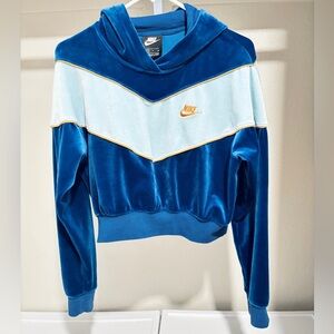 Nike Blue Velour Cropped Hoodie – Retro Y2K Colorblock Sweatshirt Size S